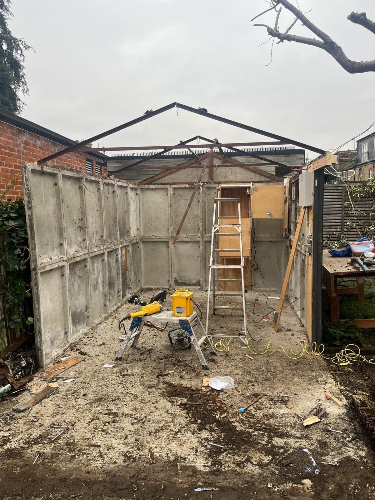 Asbestos Garage Removal in Chiswick: How we strip a single garage roof
